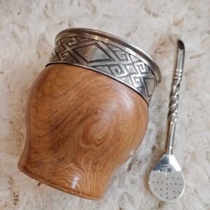 Imperial de Algarrobo color natural con fleje de alpaca y virola de acero