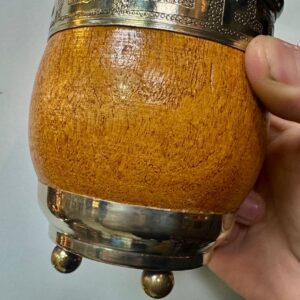 Imperial de algarrobo, Fleje y virola lisa y base de alpaca con perlas de bronce