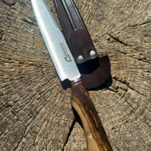 Cuchillo artesanal de hoja de acero inoxidable Dagger, Encabado de madera, con tapa de bronce